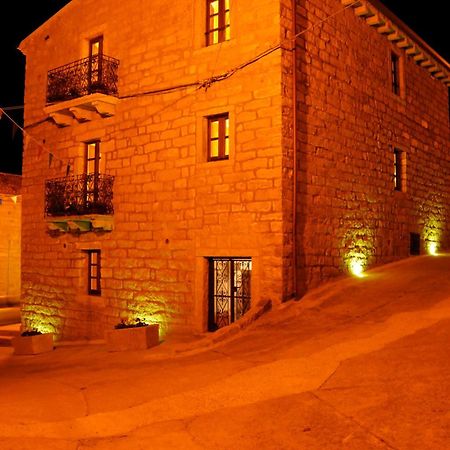 Hotel La Casa Di Babbai Nuchis Esterno foto