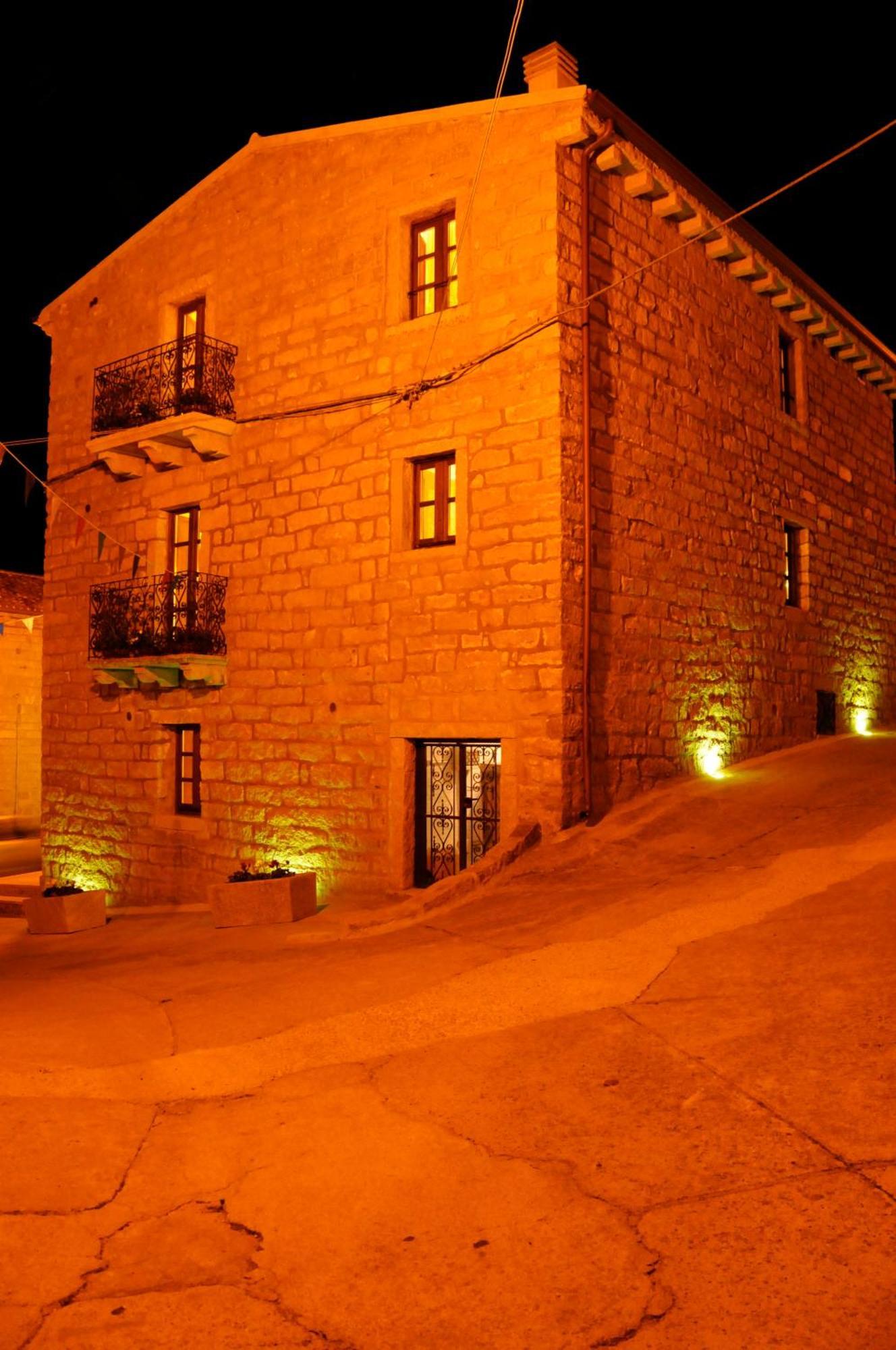 Hotel La Casa Di Babbai Nuchis Esterno foto