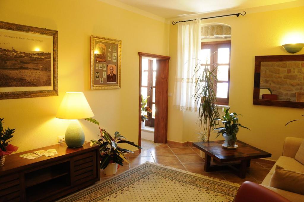 Hotel La Casa Di Babbai Nuchis Esterno foto
